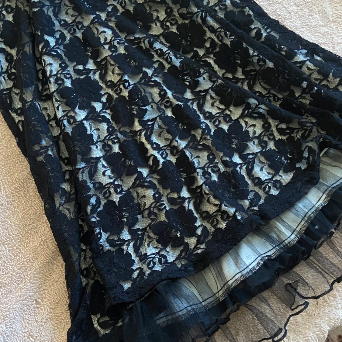 Svart spets klänning - 2