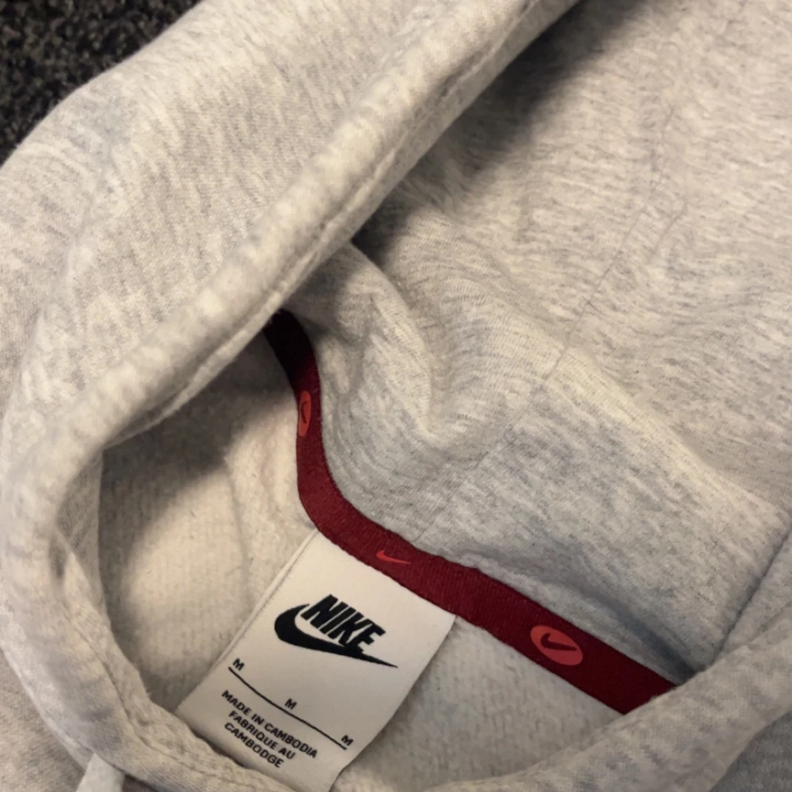 Limited edition Nike Swoosh hoodie - 2