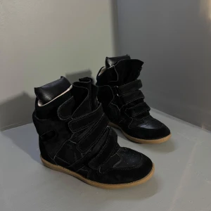 Isabel Marant skor  - Helt nya, kvitto finns .    Endast skor medföljer 