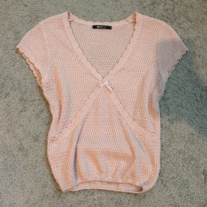 Ljusrosa stickad topp Gina Tricot - Oanvänd 🫶