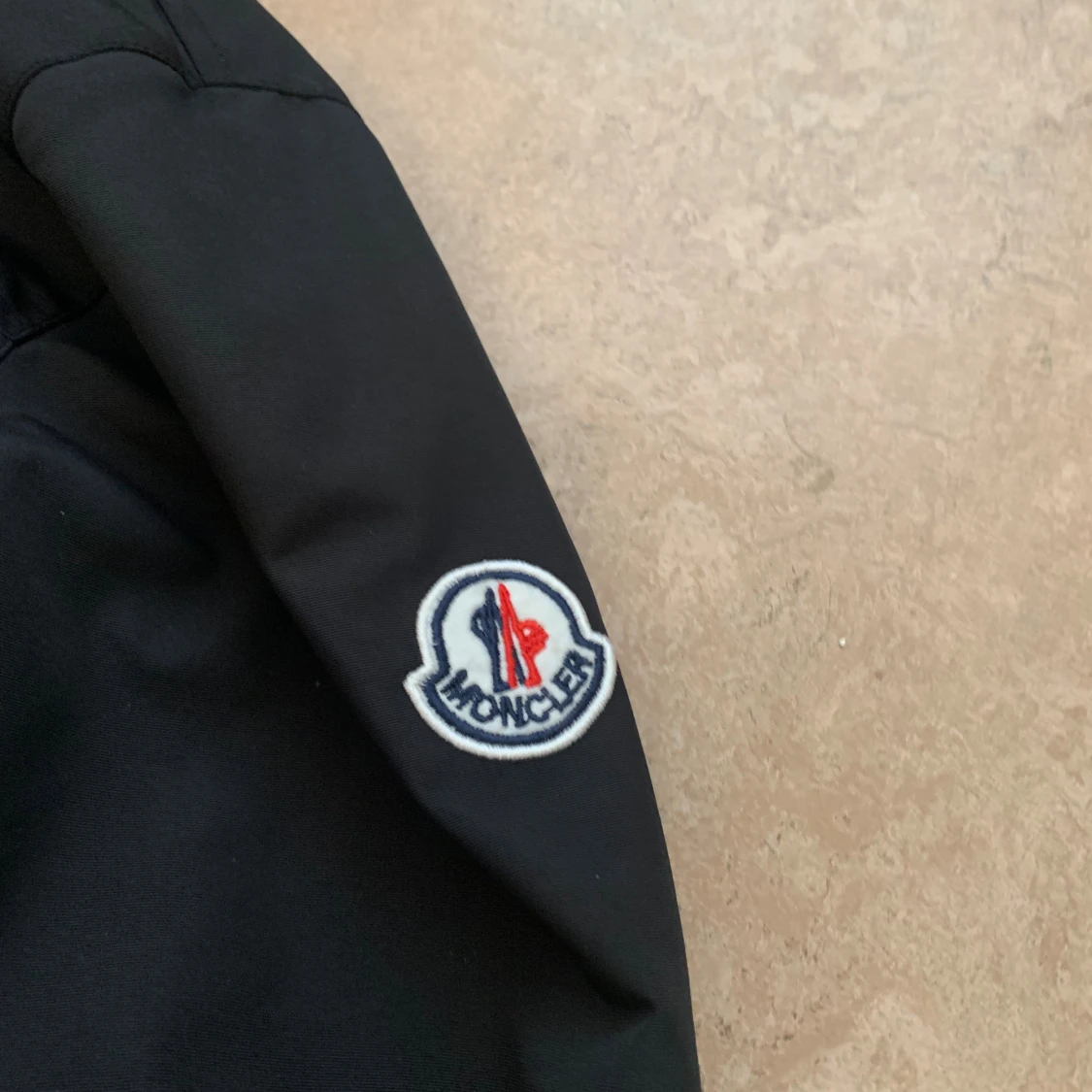 Svart vindjacka från Moncler XXL - 1