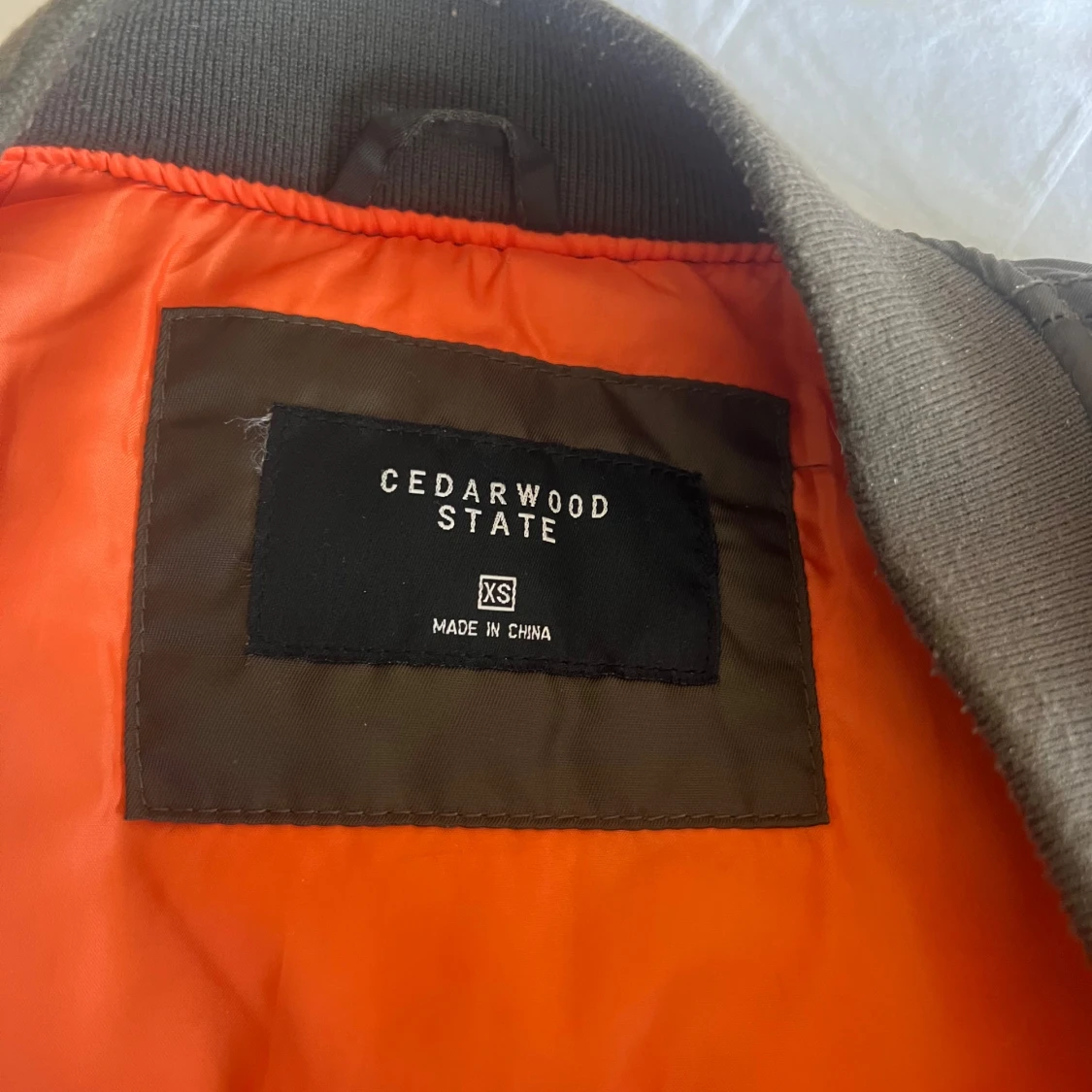 Olivgrön bomberjacka Cedarwood State XS - 3