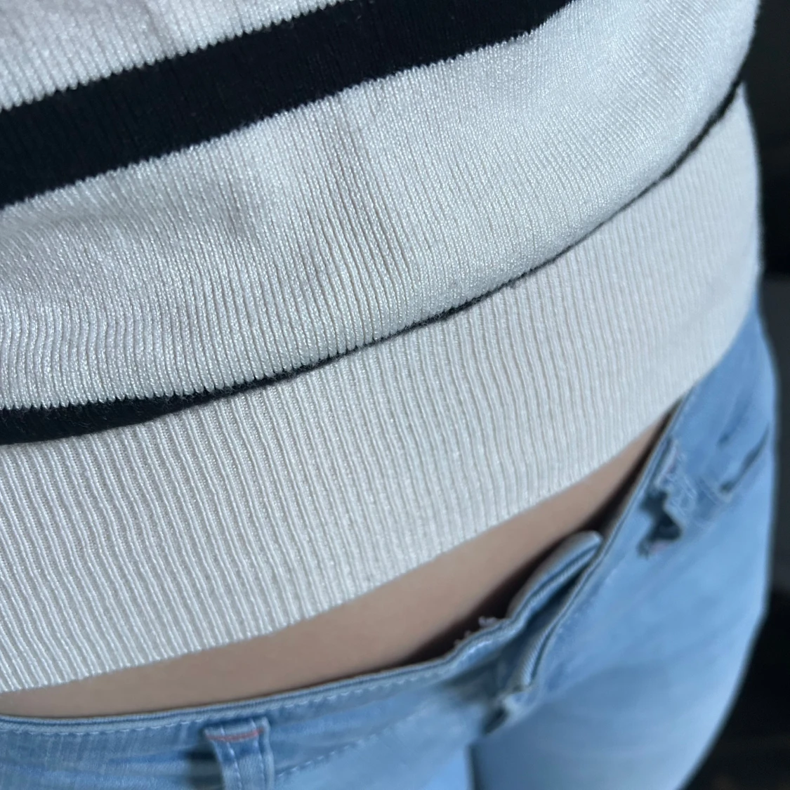 Randig vit och svart tröja från H&M - 2