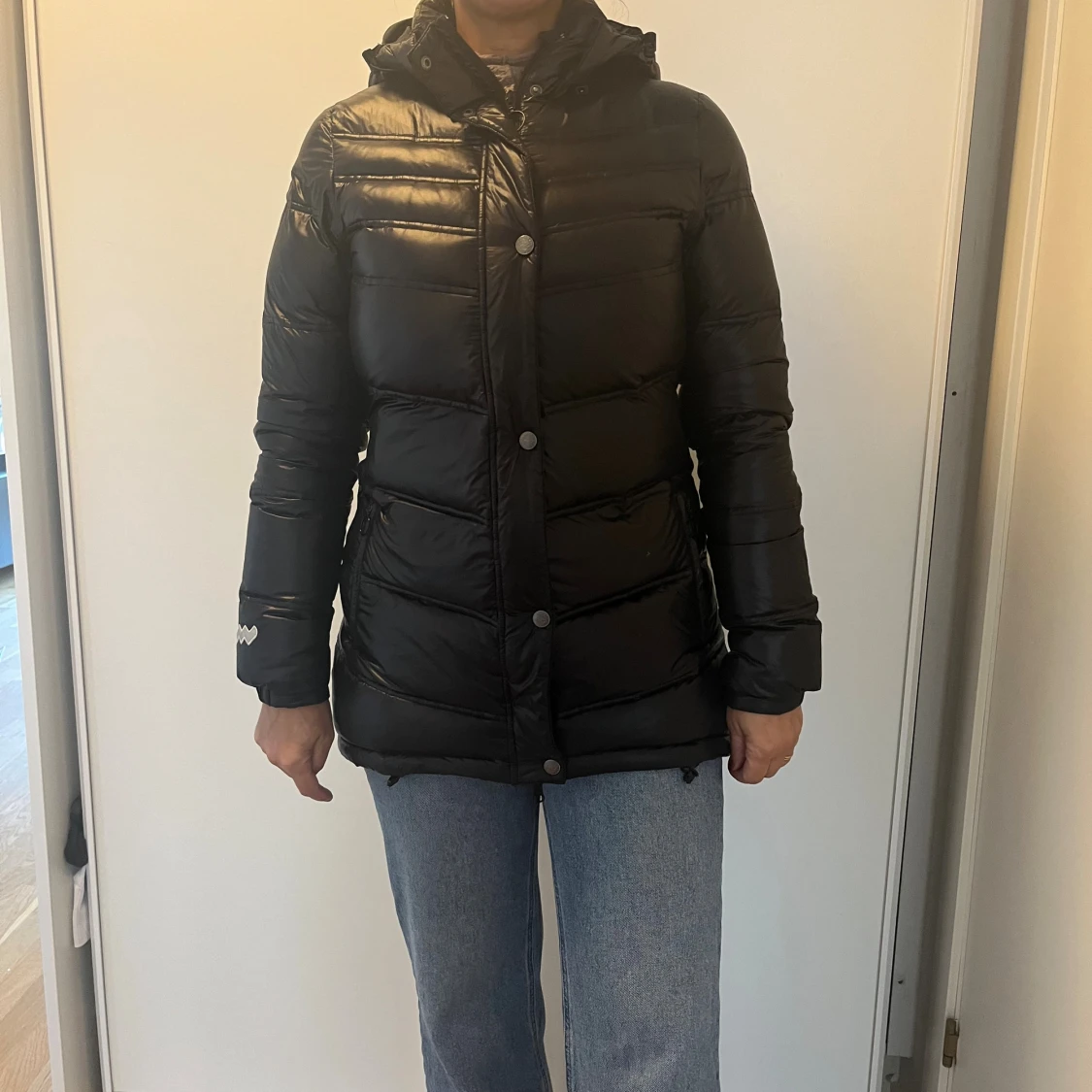 Mountain Works, svart dunjacka, S - 1