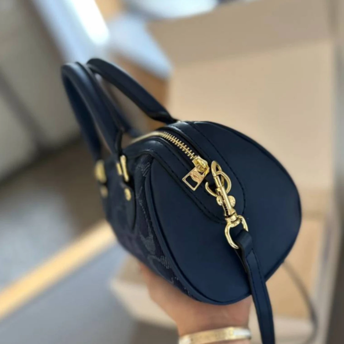 Coach handväska i olika färger - 1