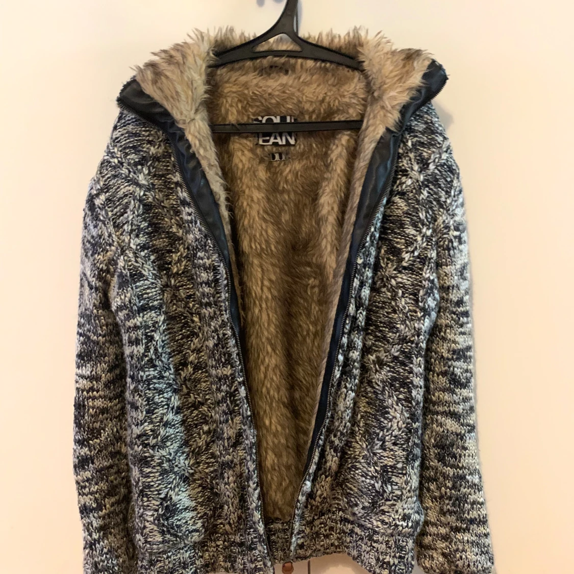 Stickad teddyjacka från Solid - 1