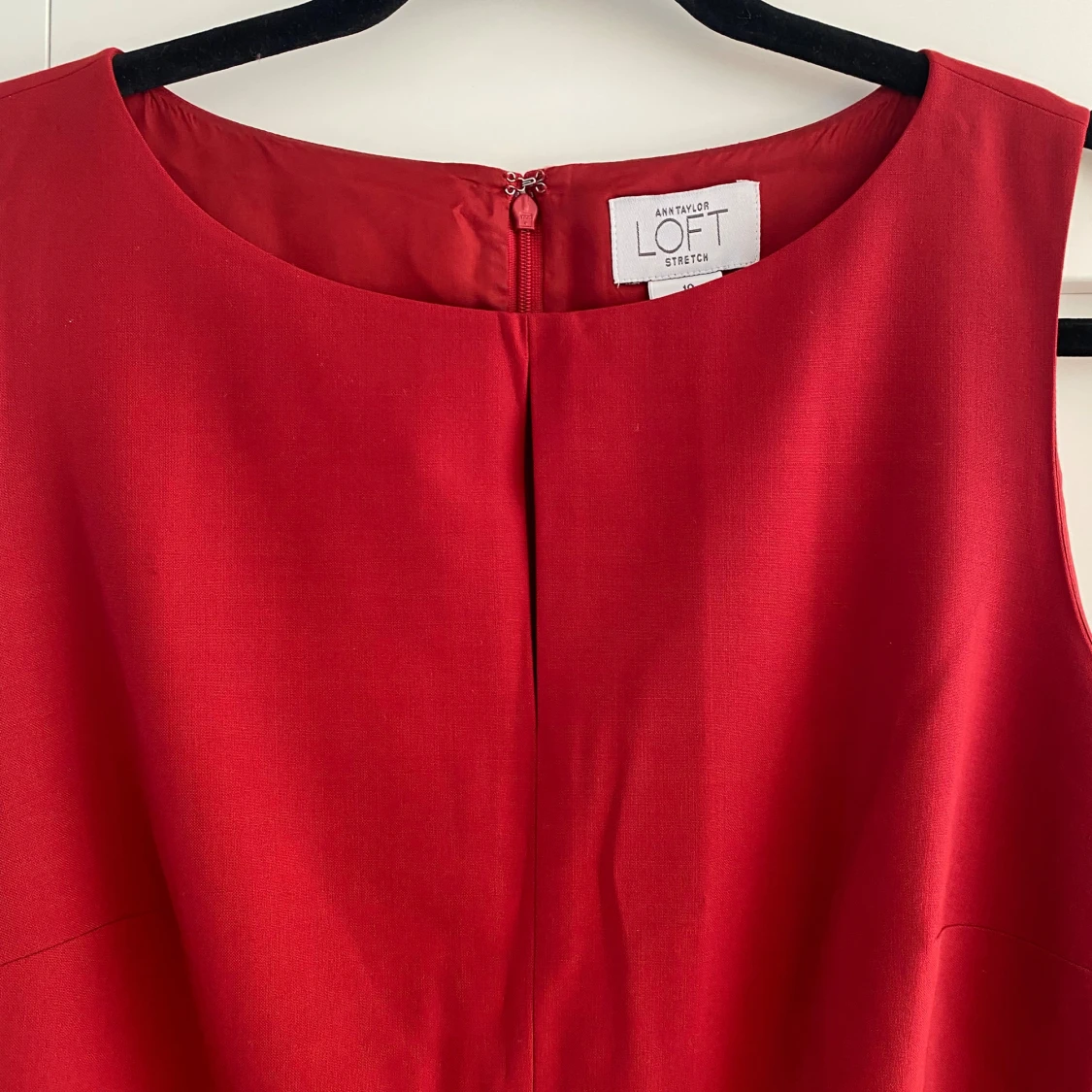 Röd ärmlös klänning från Ann Taylor Loft - 1
