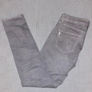 Pepe | Gråa Jeans taperd  - Tja, säljer dessa jeans ifrån Märket Pepe, knappt använde kondition: 10/10. Tveka ej kontakta vid frågor/ funderingar.😁