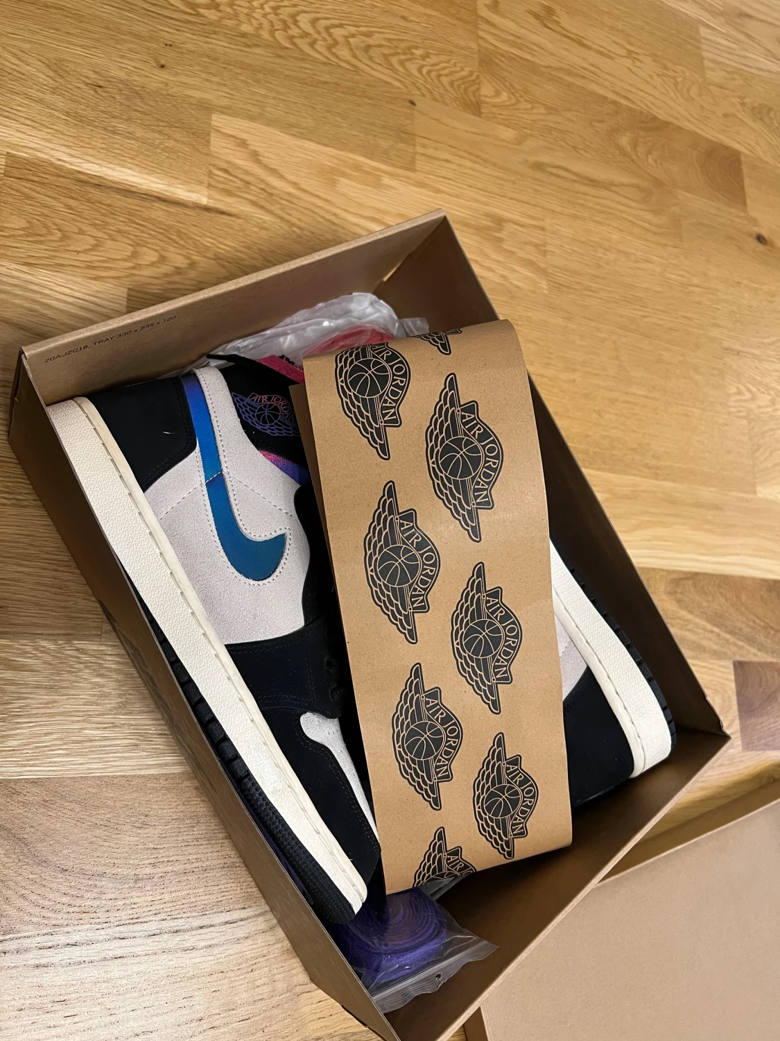 Nike Air Jordan 1 PSG Highs - 4