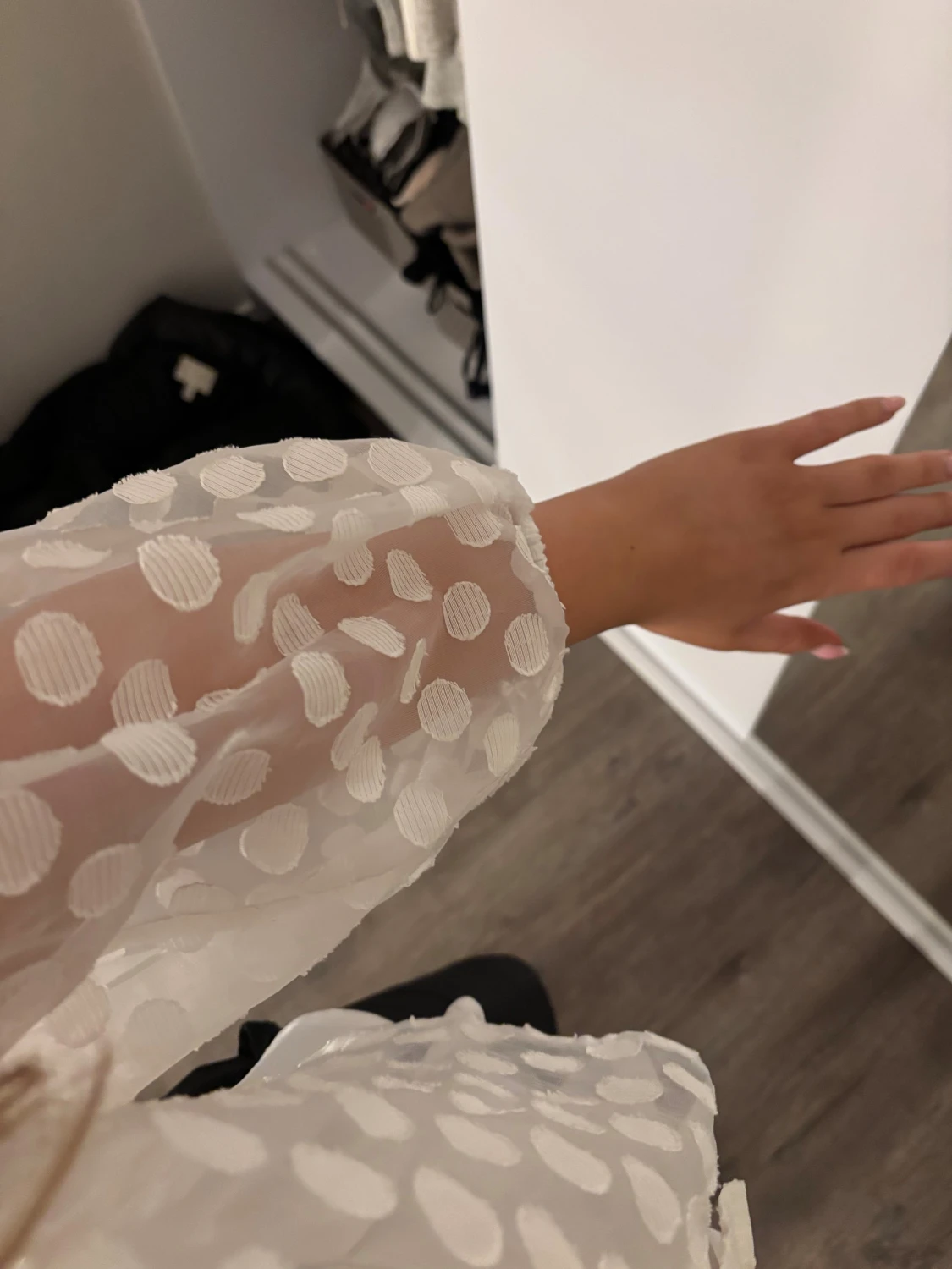 Vit prickig blus från Zara - 2