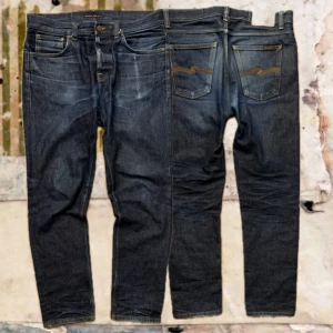 Raw nudie SteadyEddie ii - Tjena! Säljer dessa Dry Heavy Steady Eddie ii (14,9oz), jeansen är i fint skick och är i storlek W32/L32, dessa jeans är perfekta för dig som vill ha starka fades eftersom att dom är heavy, cirka 1 års användning och 1 tvätt, hör av dig vid funderingar!🙌