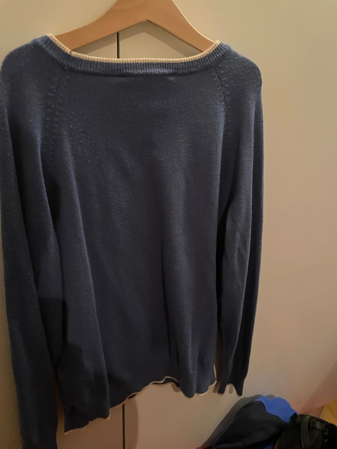 Blå stickad tröja från Trussardi - 4