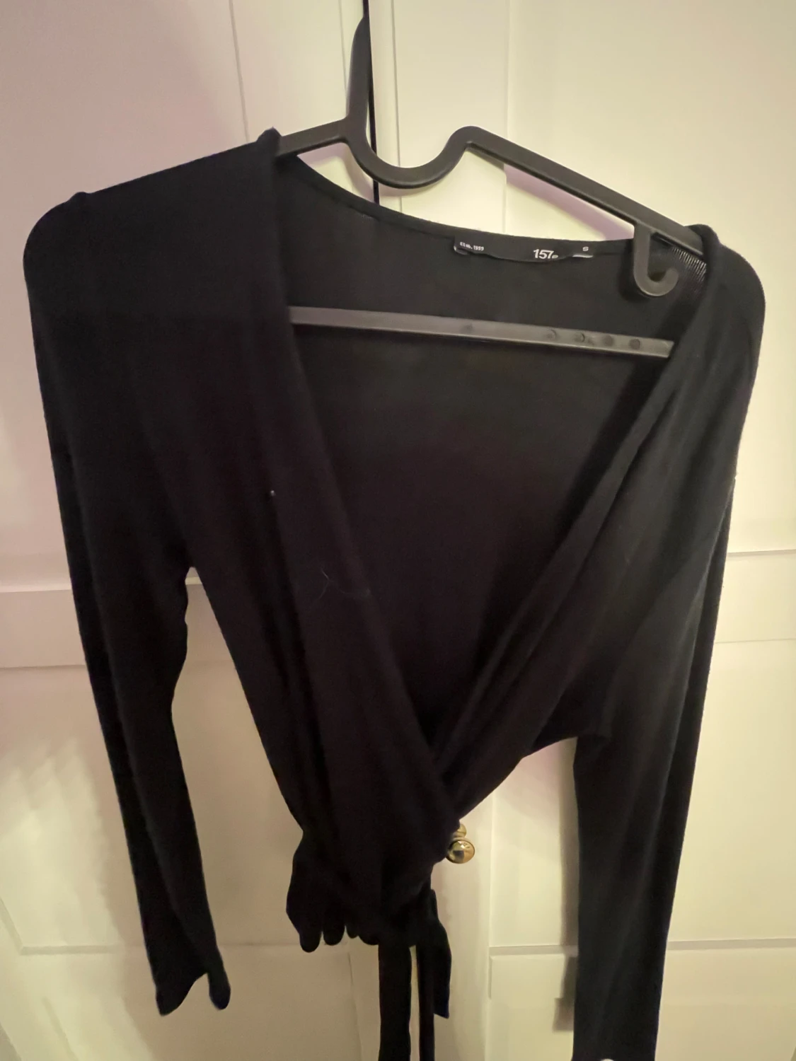 Svart omlottopp från 157, stl S - 1