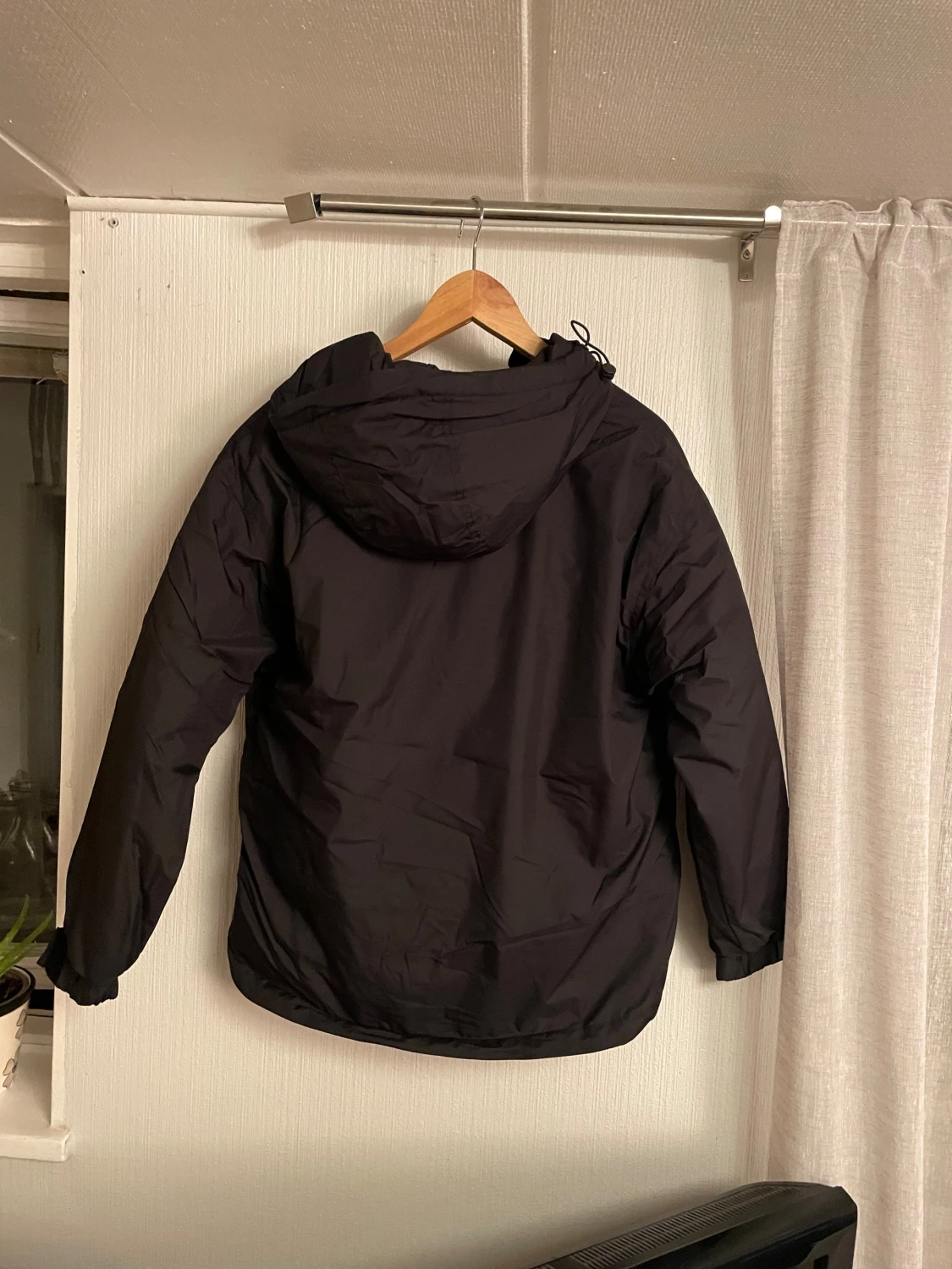 Svart Patagonia vinterjacka med huva! - 3