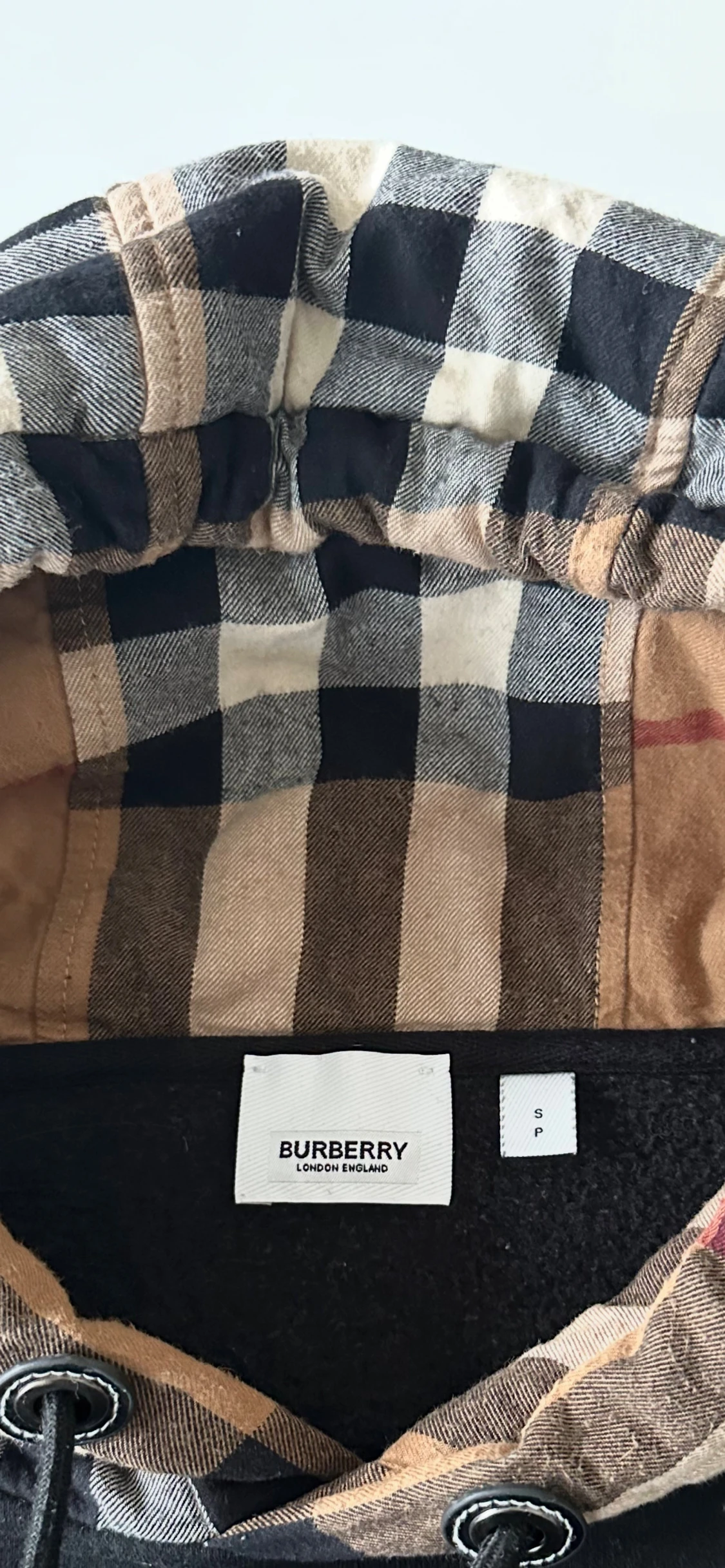 Burberry hoodie - 3