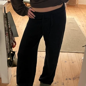 Byxor gant - Gant st small, blivit lite noppriga men går o få bort me noppverktyg