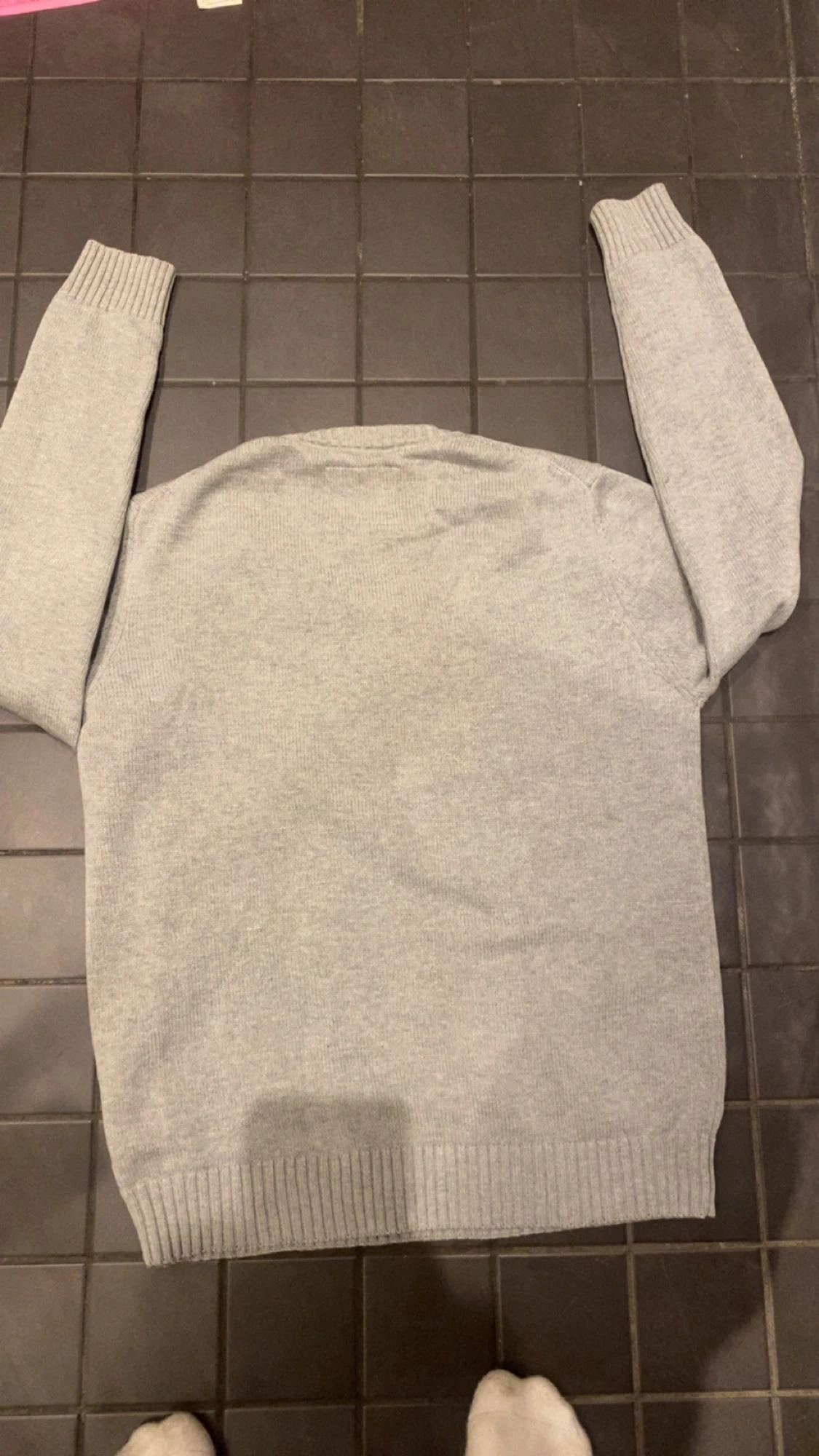 Grå stickad tröja från Morris Gents - 1