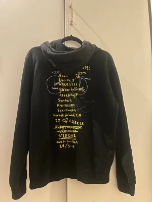 Hov1 Hoodie - Hov1 mindmap hoodie från 2019. Använt skick men inga synliga defekter. 💞