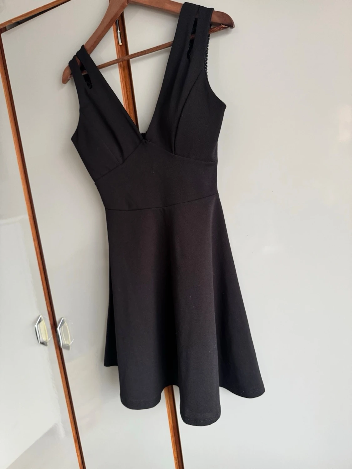 Fin svart klänning - 1