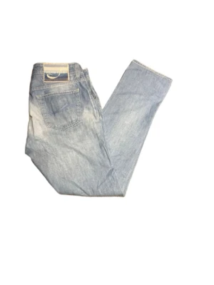 Jacob Cohen  - Säljer ett par schyssta Jacob Cohen i ljus blå färg . Storlek w34