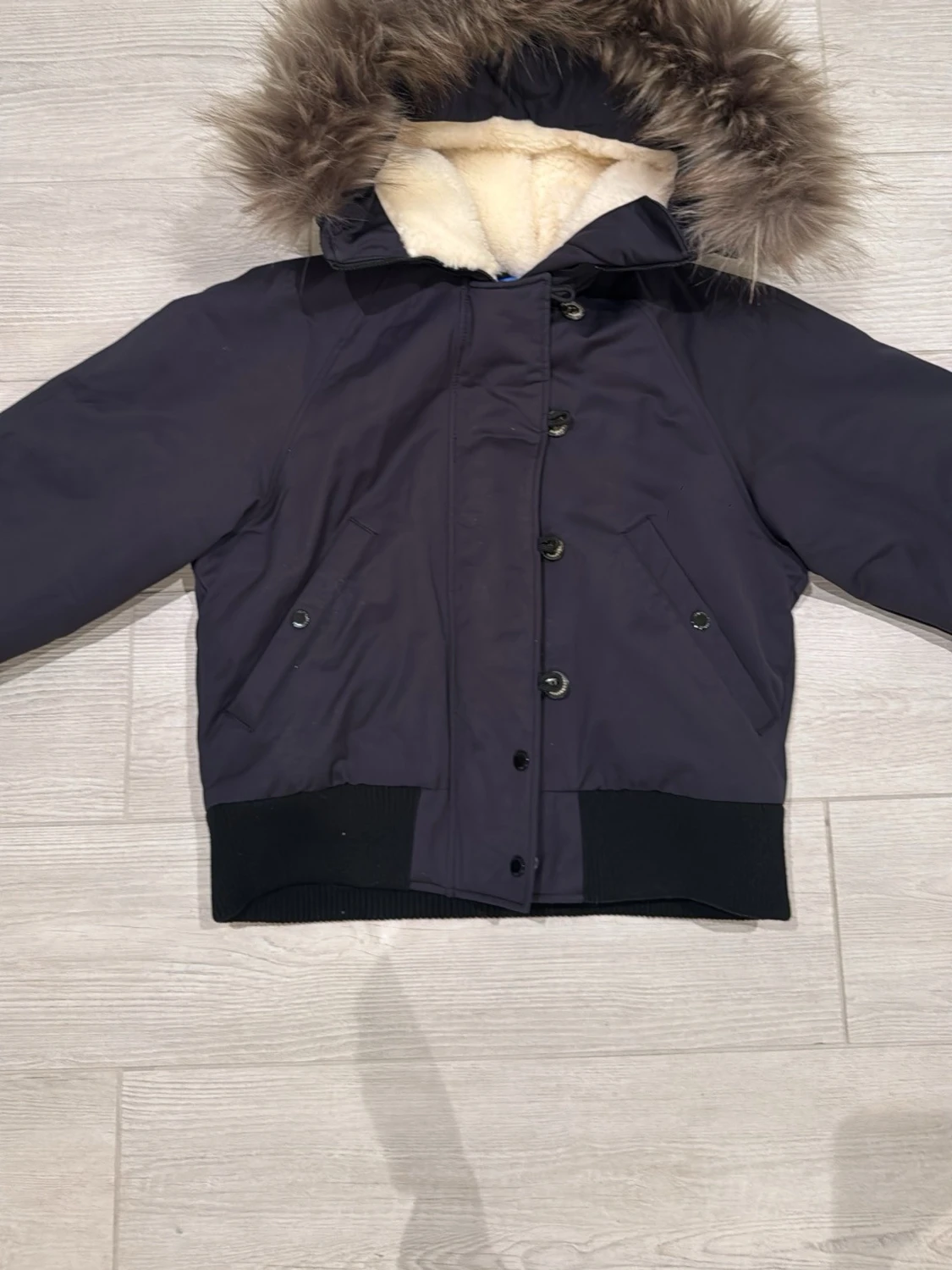 Svart vinterjacka Peak Performance