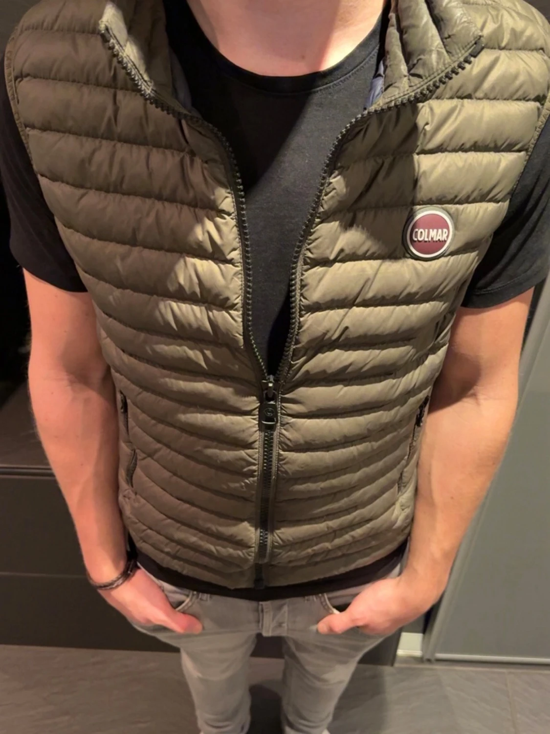 Olivgrön dunväst från Colmar - 1