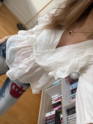 Fin blus  - Fin blus från Only💗fint skick! 