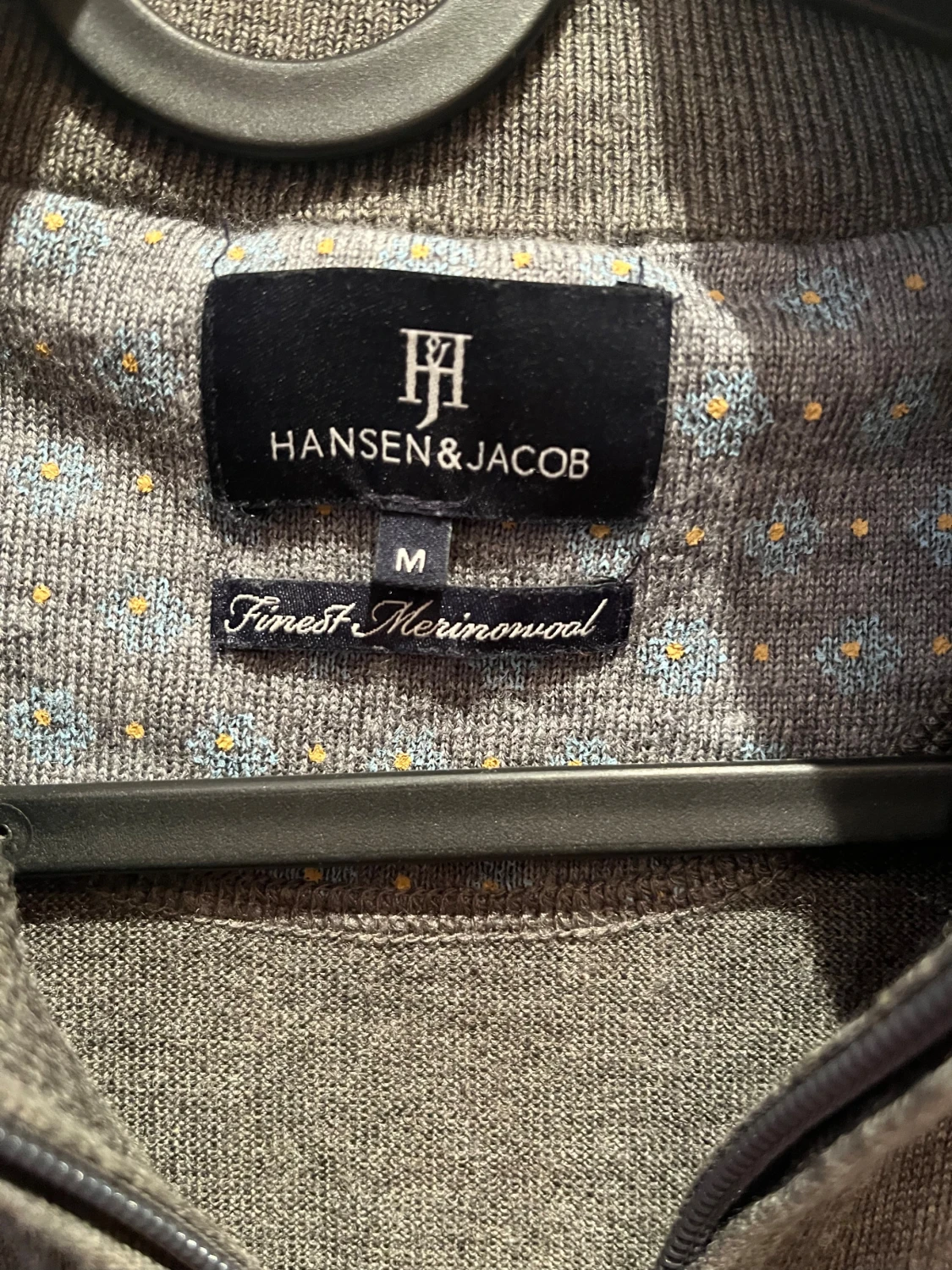 Grå kofta i merinoull från Hansen & Jacob - 2