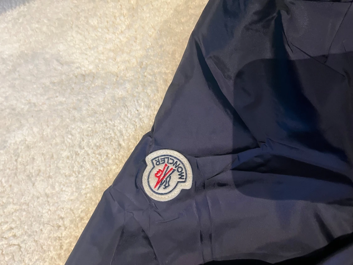 Mörkblå vindjacka från Moncler - 5