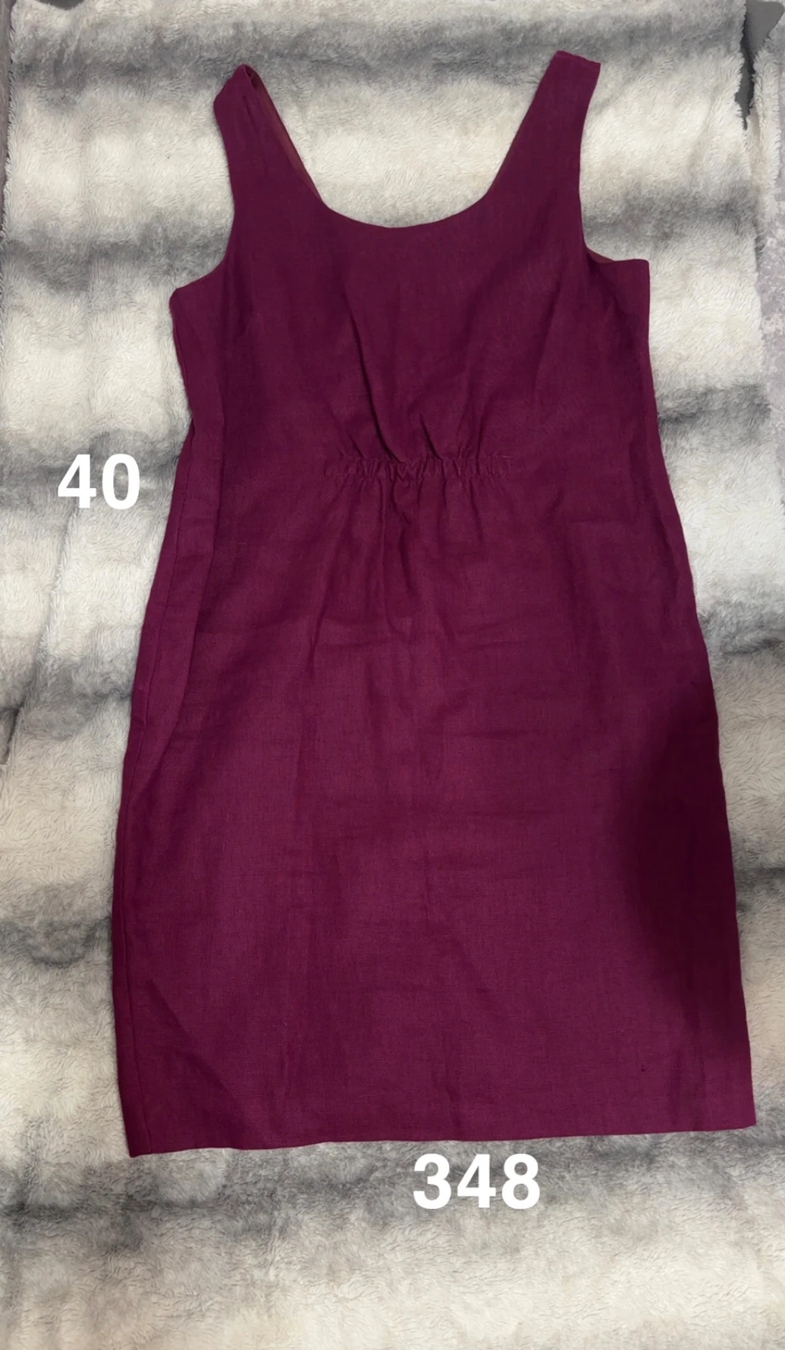 Vinröd ärmlös kortklänning