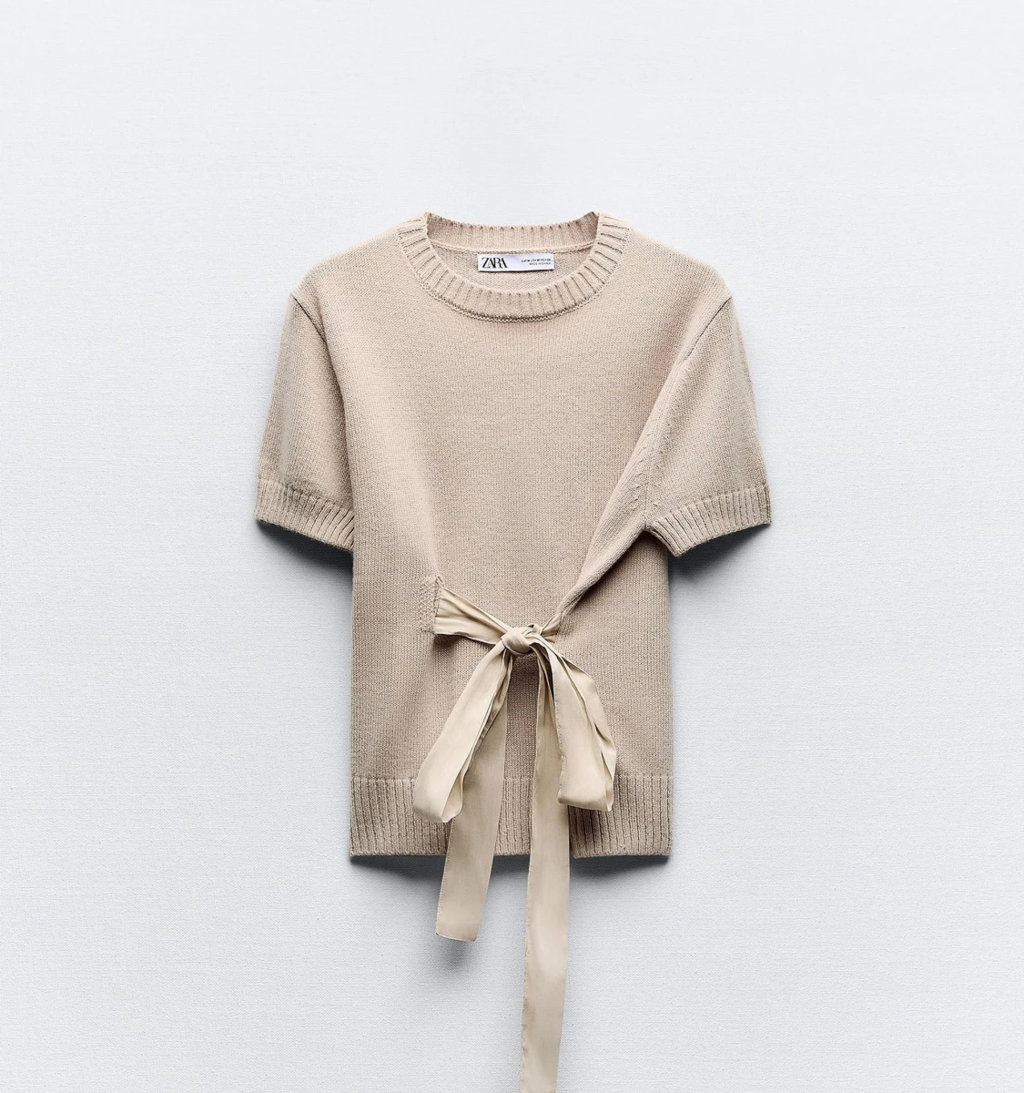 Beige stickad topp med knyt från Zara
