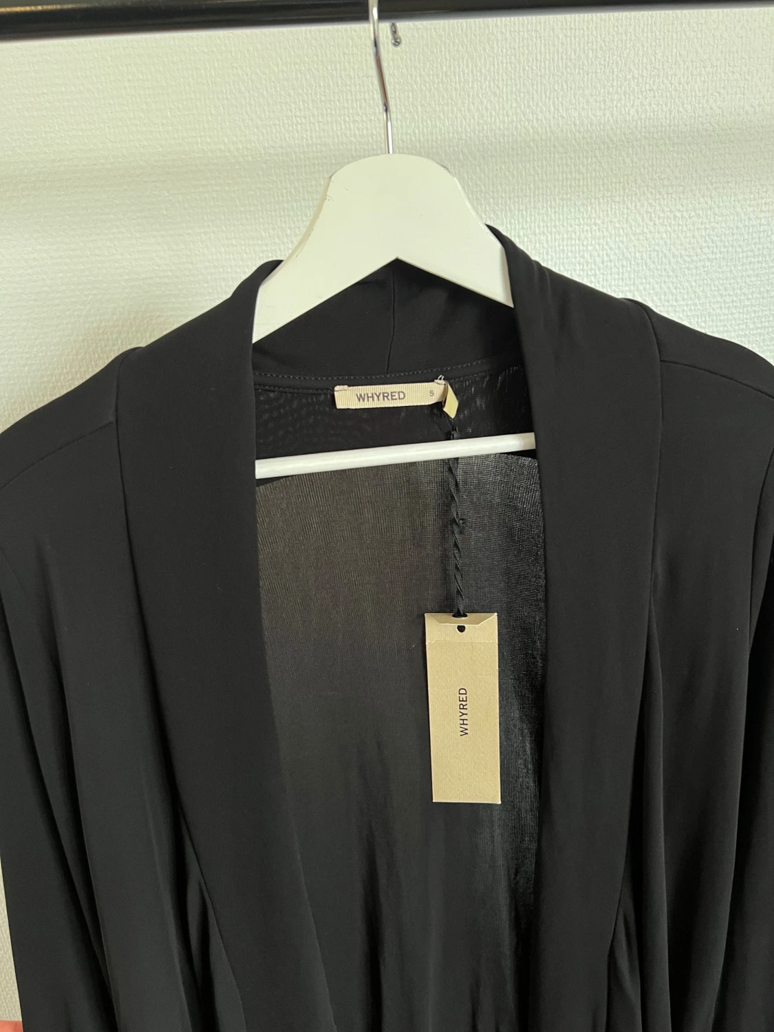 Svart omlottklänning från Whyred - 2
