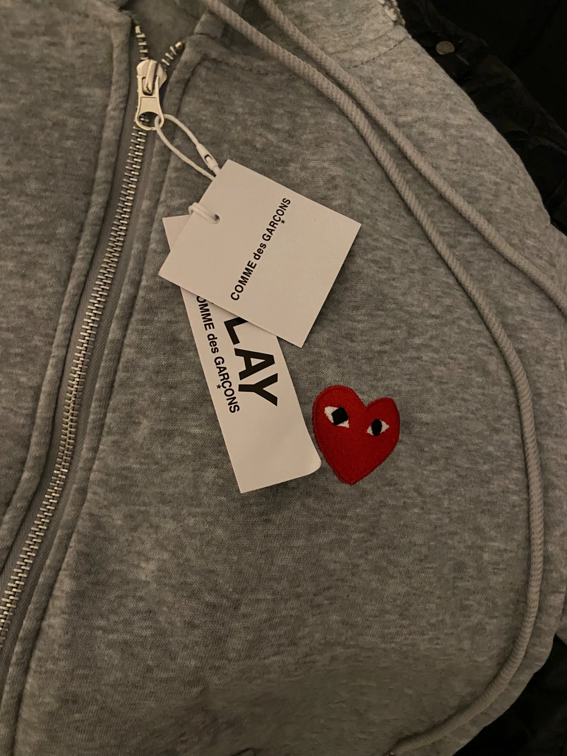Grå hoodie Comme des Garçons Play - 4