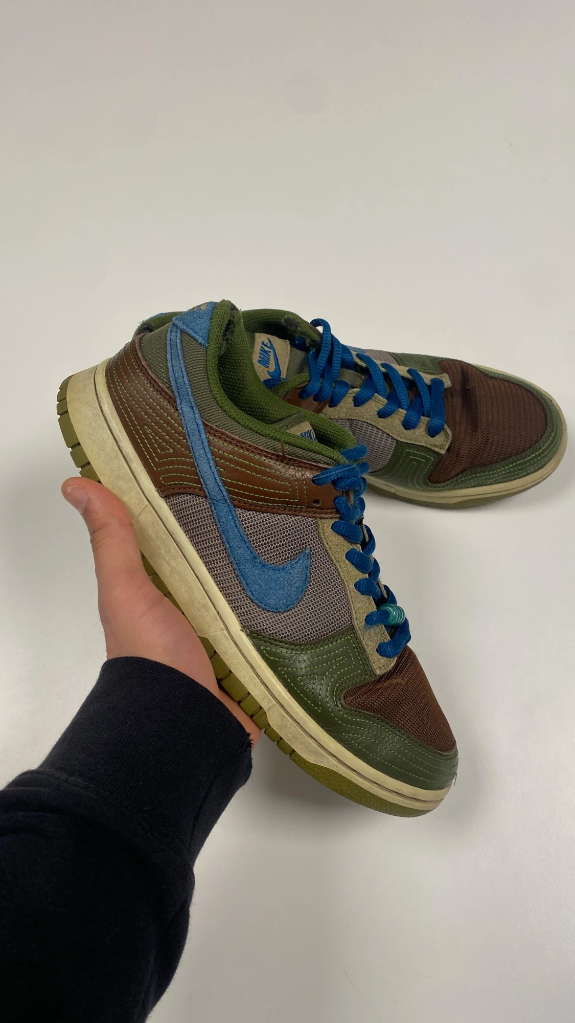 Nike Dunk Low i grönt och brunt - 4
