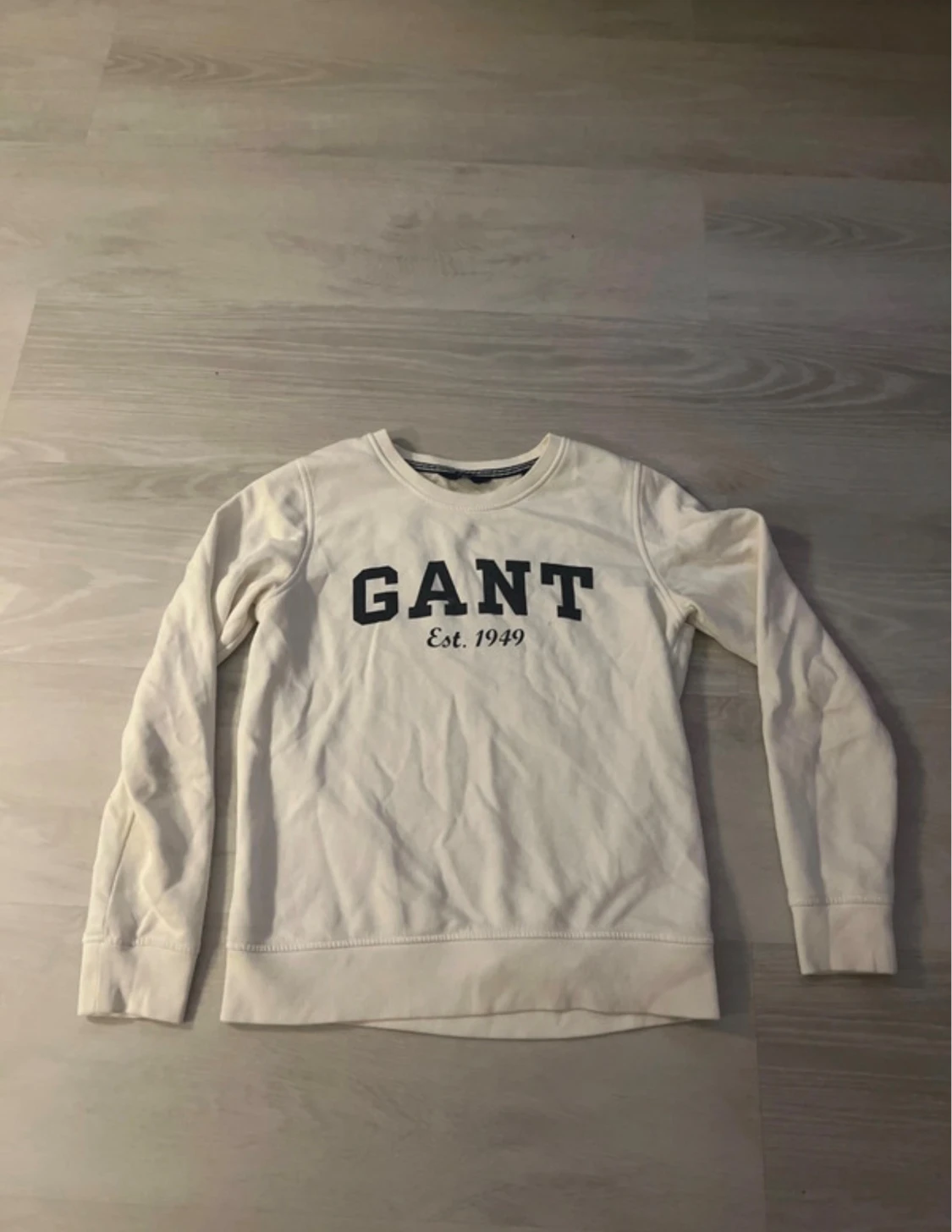 Vit sweatshirt från GANT - 2