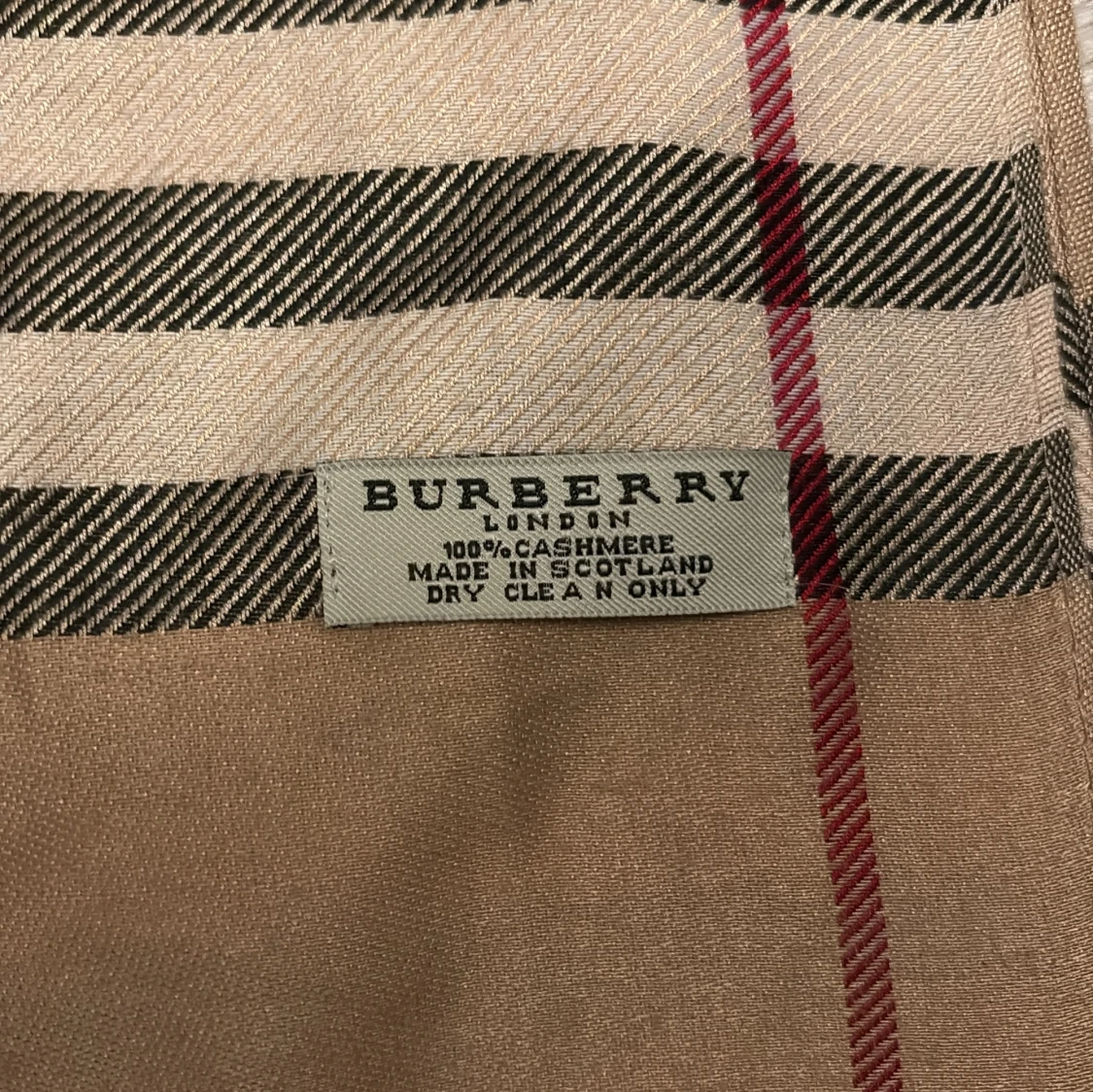 Burberry rutig halsduk i kashmir - 1