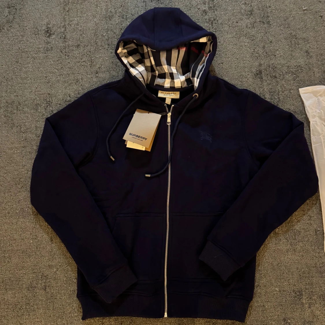 Marinblå Burberry hoodie med dragkedja - 1