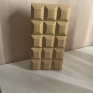 Sabrina carpenter caramel parfym  - Jätte god caramel parfym från Sabrina carpenter❤️använt 1 gång så ungefär hel full 