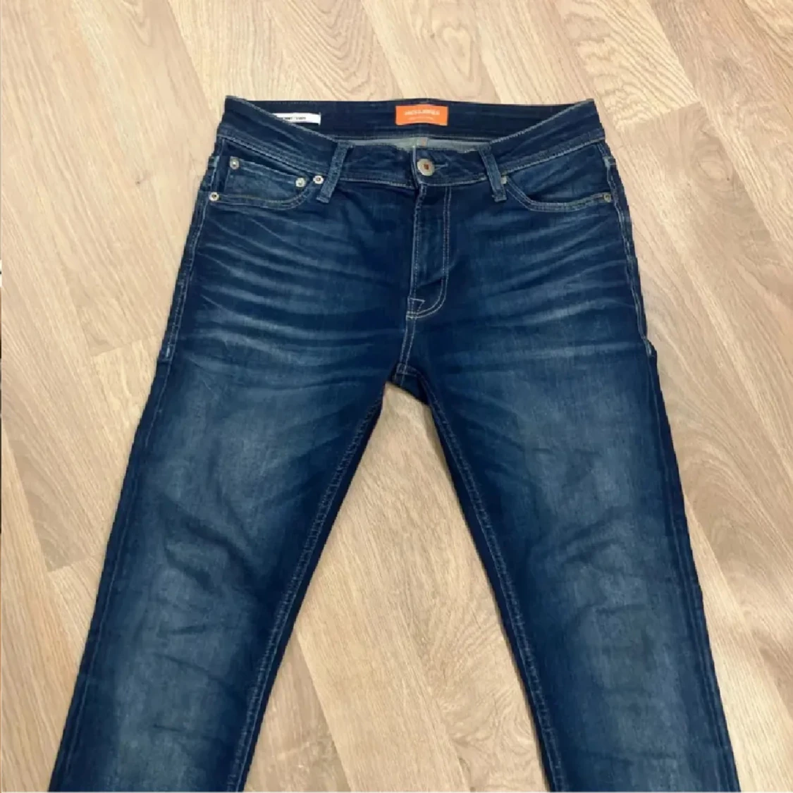 Mörkblå jeans från Jack & Jones - 2