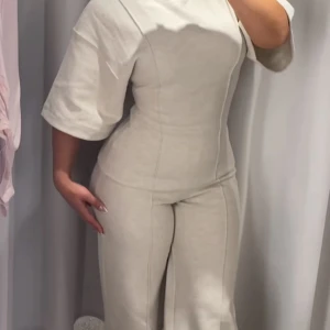 Mjukis set  - Säljer detta virala mjukis setet från hm. Aldrig använd storlek S på båda