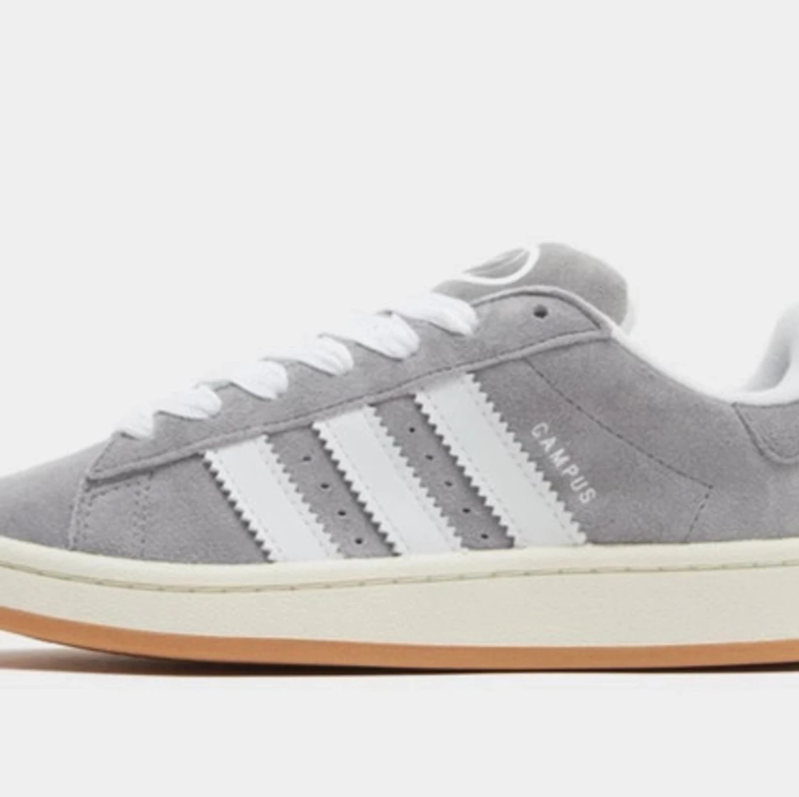 Grå Adidas Campus sneakers mocka