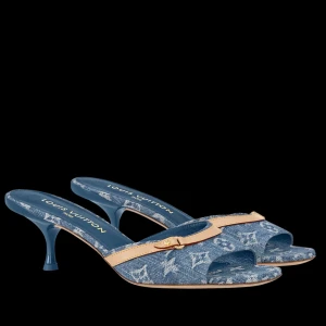 Kitten heels (klackskor)  -  klackskor i helt ny skick 
