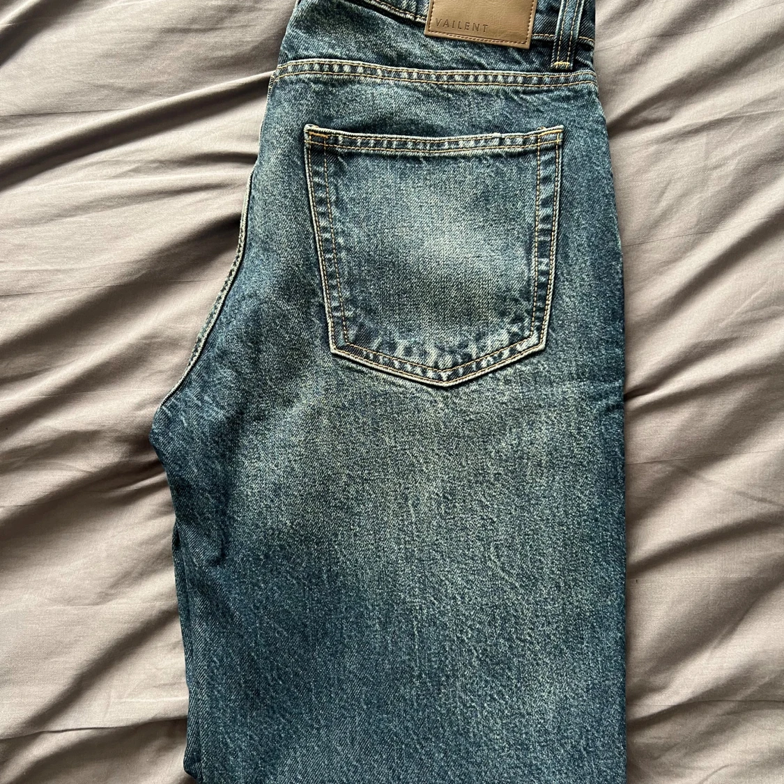 Blå jeans från Vaillent med regular waist