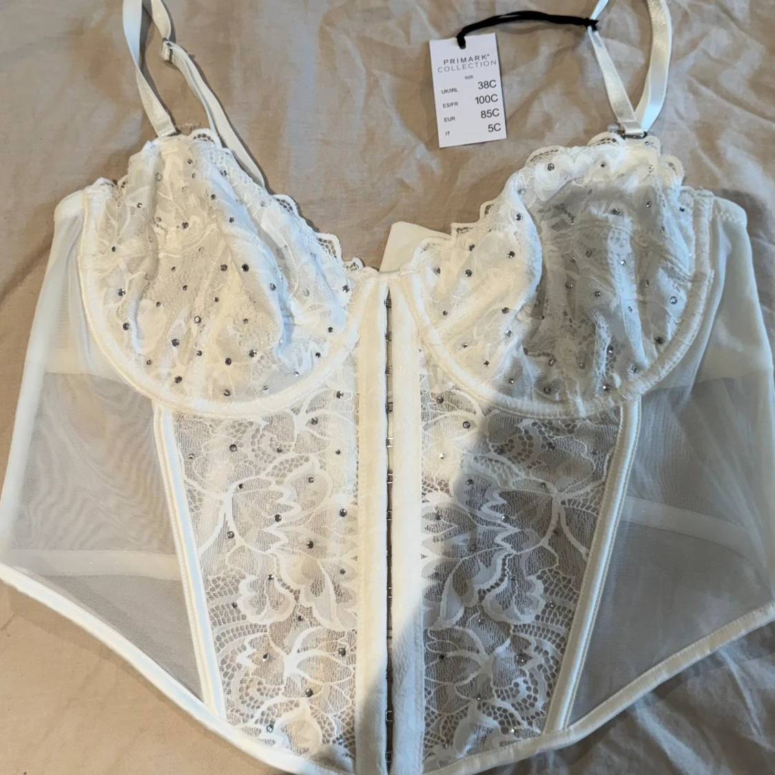 Vit spetskorsett från Primark - 2