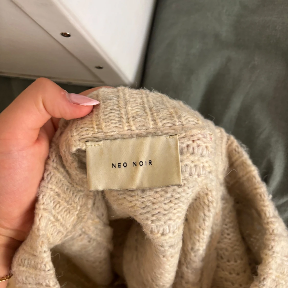 Snygg stickad tröja - 2