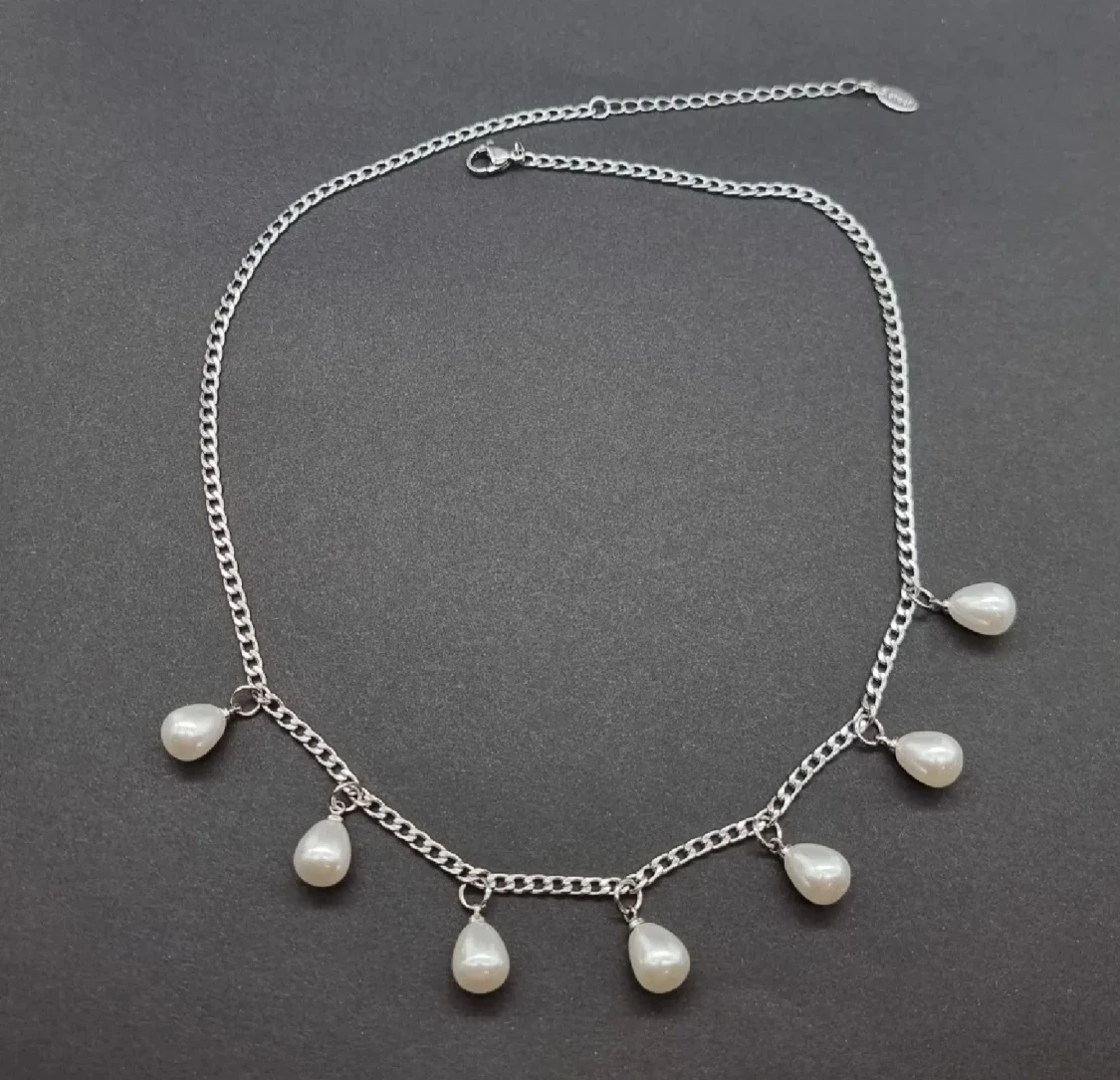 Stilfullt halsband  - 1