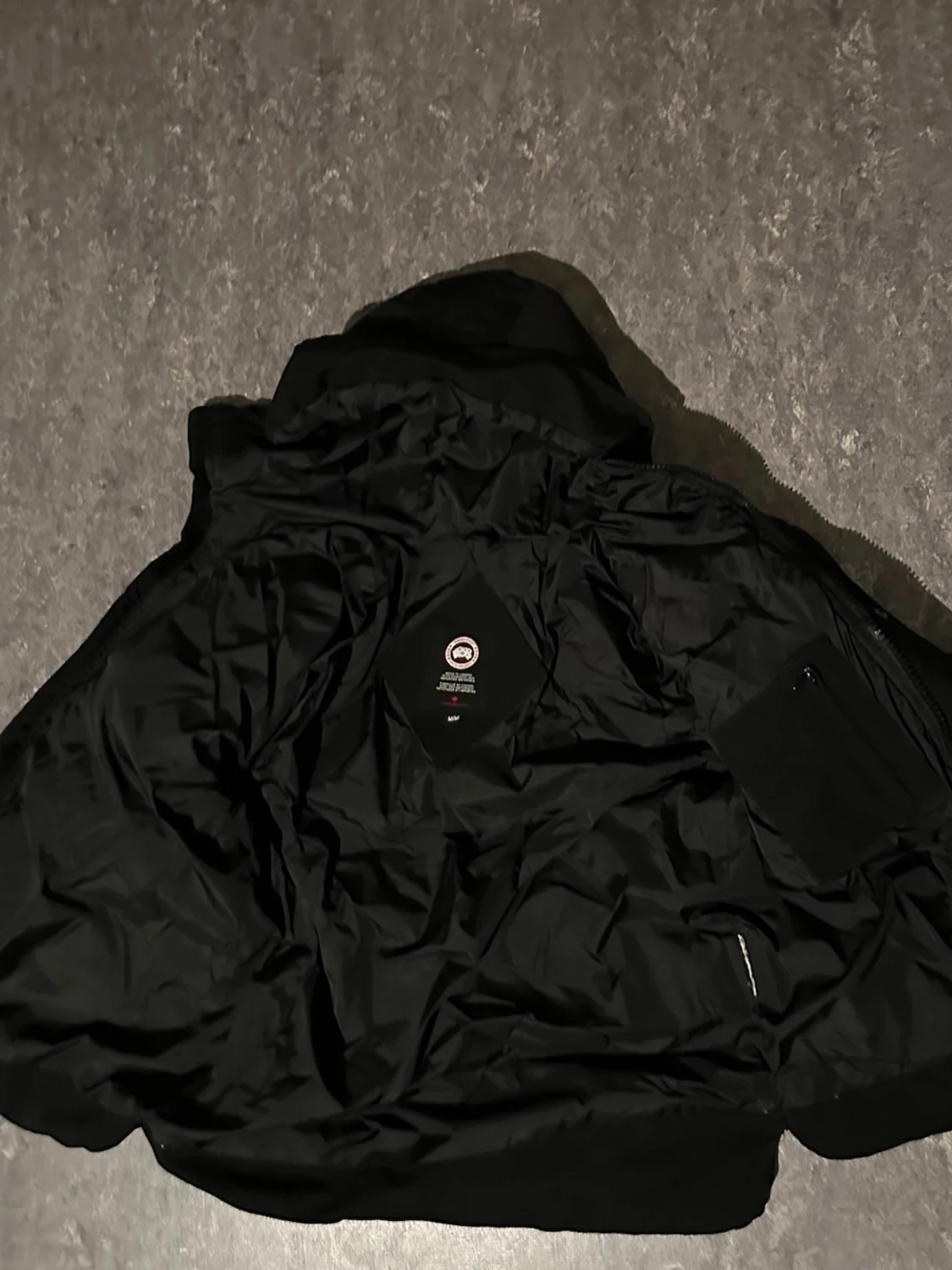 Svart pufferjacka från Canada Goose - 3