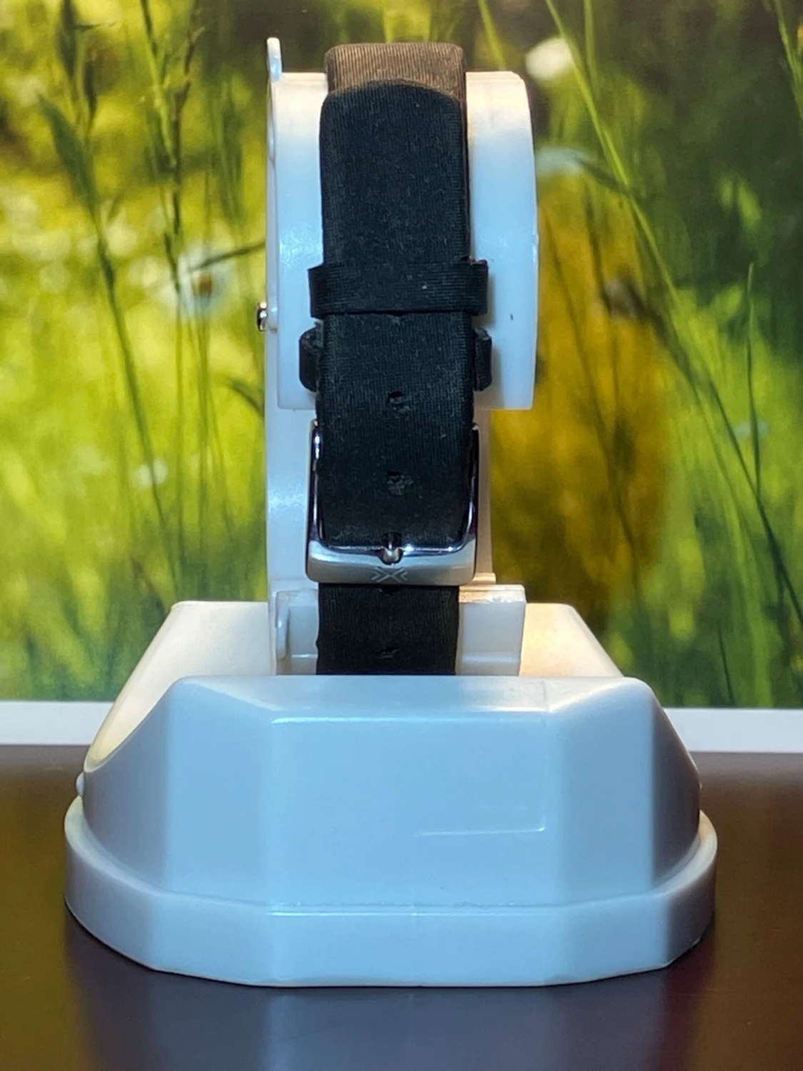 Svart Skagen klocka med diamantdetaljer - 3