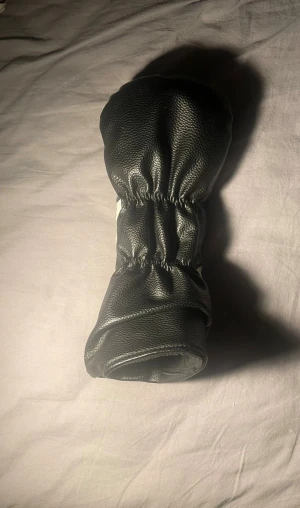 Athletiq UF Headcover - Säljer vår egendesignade headcover till en mycket billig peng!