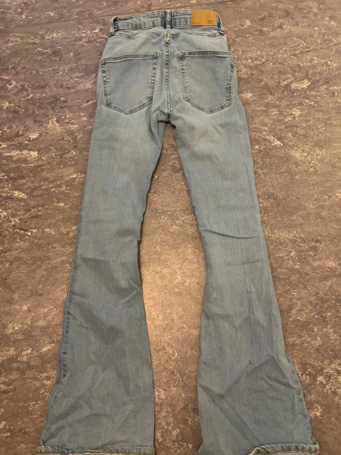 Bootcut ljusblå jeans från 157 - 1